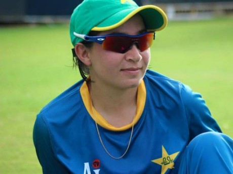 Pakistan Women team practicing in India